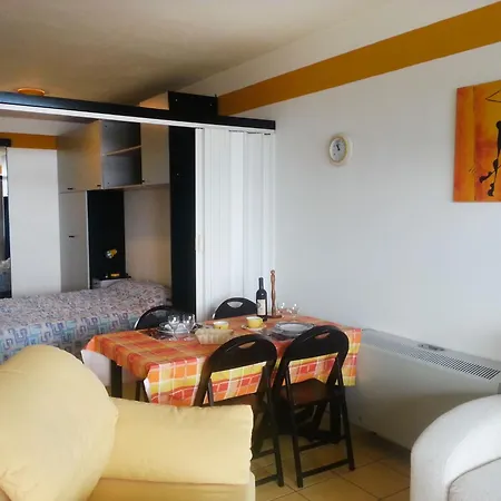 Open Space Yellow Baveno